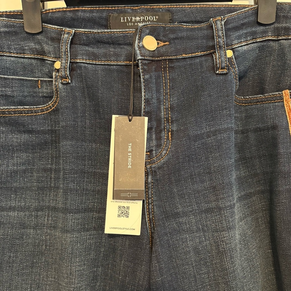 Liverpool Los Angeles Velvet Trim Wide Leg Jeans NWT - Picture 8 of 9